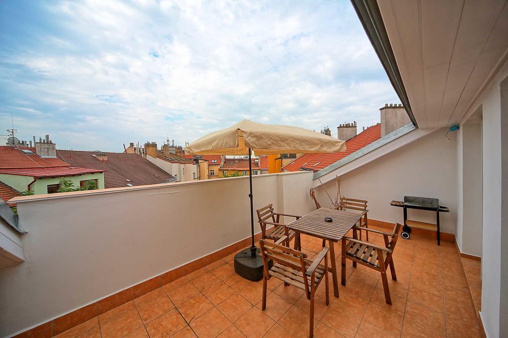 Apartment Na Kozacce 6 Prague Luaran gambar