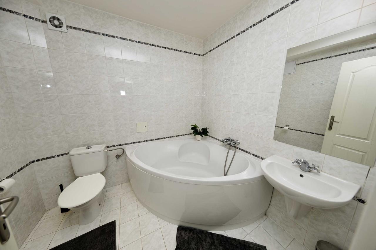 Apartment Na Kozacce 6 Prague Luaran gambar