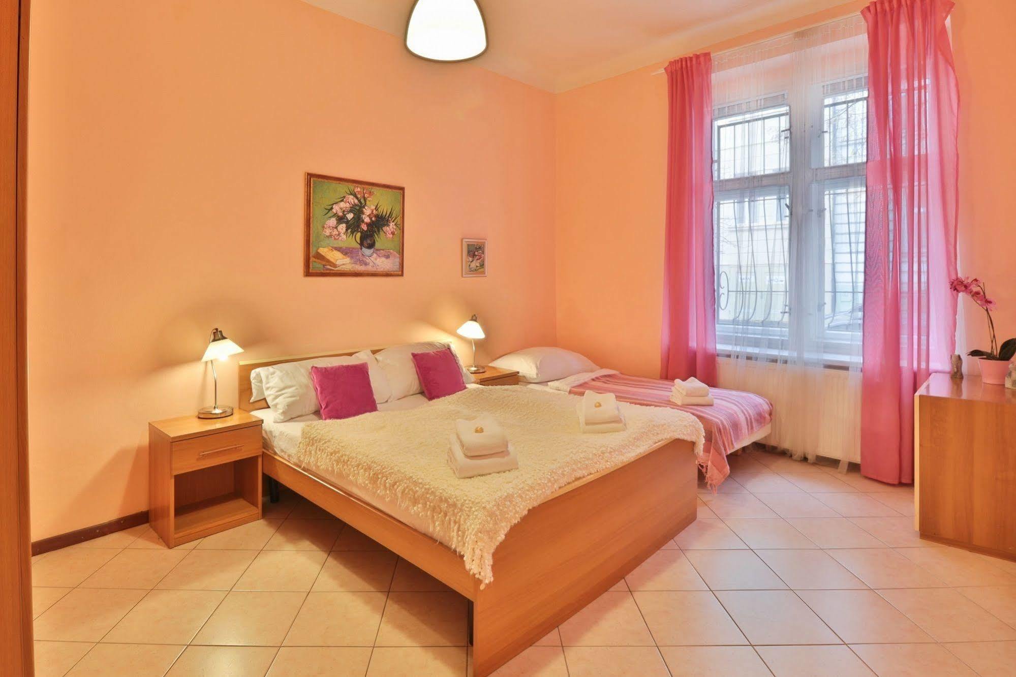 Apartment Na Kozacce 6 Prague Luaran gambar